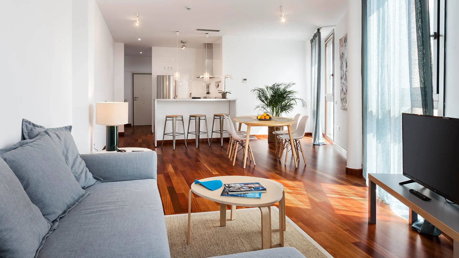 Apartman Azz Sevilla Torre De La Plata